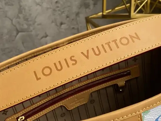 Cheap VUITTON GRACEFUL LOUIS MM 0626